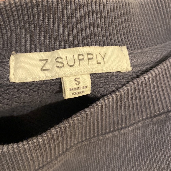 Z Supply Los Angeles Graphic Charcoal Blue Sweatshirt. Size S - Picture 3 of 6